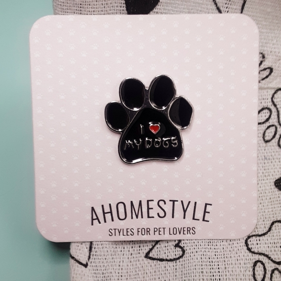 Pet Lover Enamel Pins - Picture 2 of 9